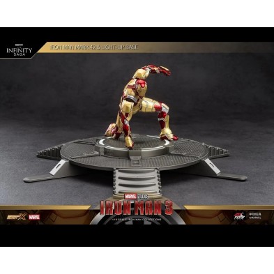 中動玩具 1/10 可動 Iron Man MK42 & Light-up Base Set 